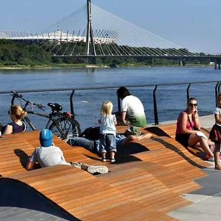 Centrum Nauki Kopernik Lägenhet
